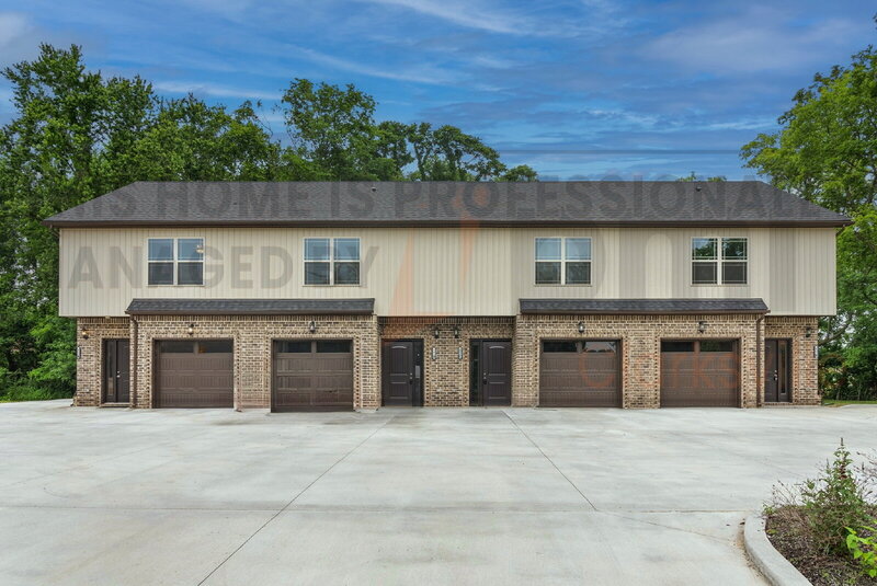 Clarksville Townhome: 402 Shelby Street