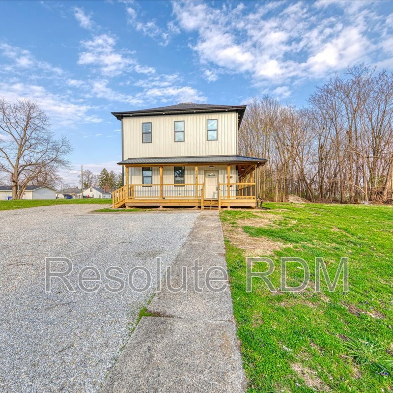 Kokomo House: 804 North Locke Street