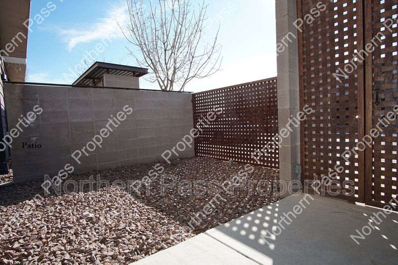 El Paso House: 6262 Woodrow Bean