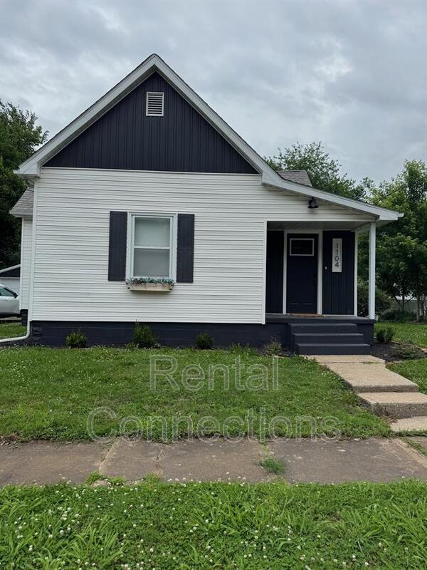 Marion House: 1104 W. Chestnut