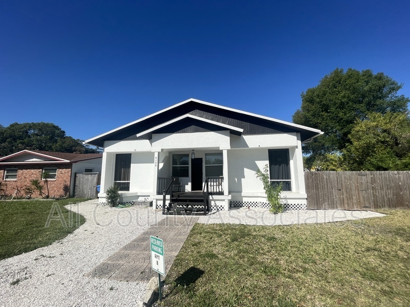 St. Pete Condo: 4198 30th St N