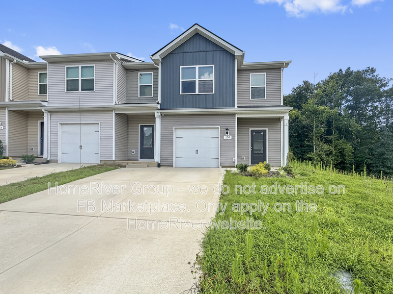 White Bluff Townhome: 100 Seidov Cobb Way