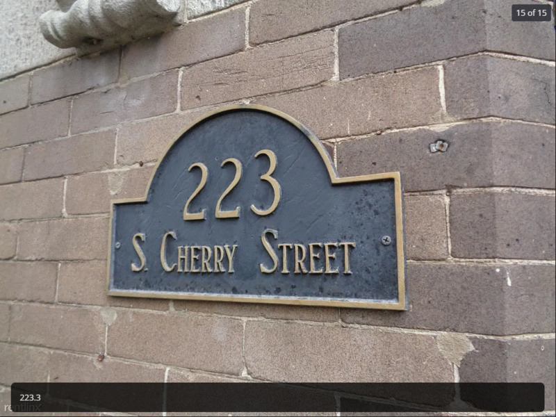 Richmond Condo: 223 S Cherry St