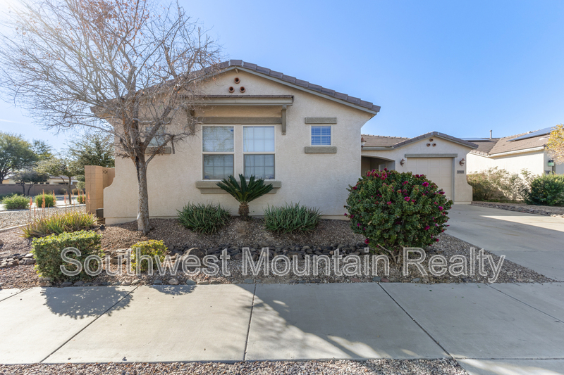 Goodyear House: 17809 W Lincoln St