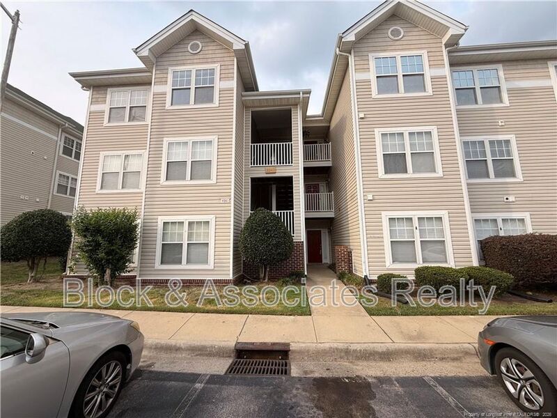Fayetteville Condo: 3342 Harbour Pointe Pl