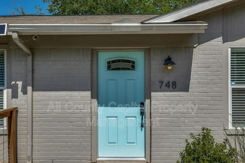 Main Rental Photo 24