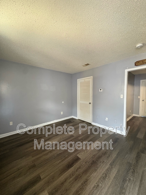 Birmingham Condo: 409 Oporto Madrid Boulevard - J