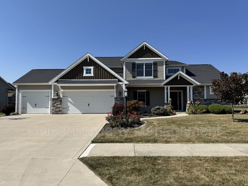 Fort Wayne House: 1752 Woodlark Drive