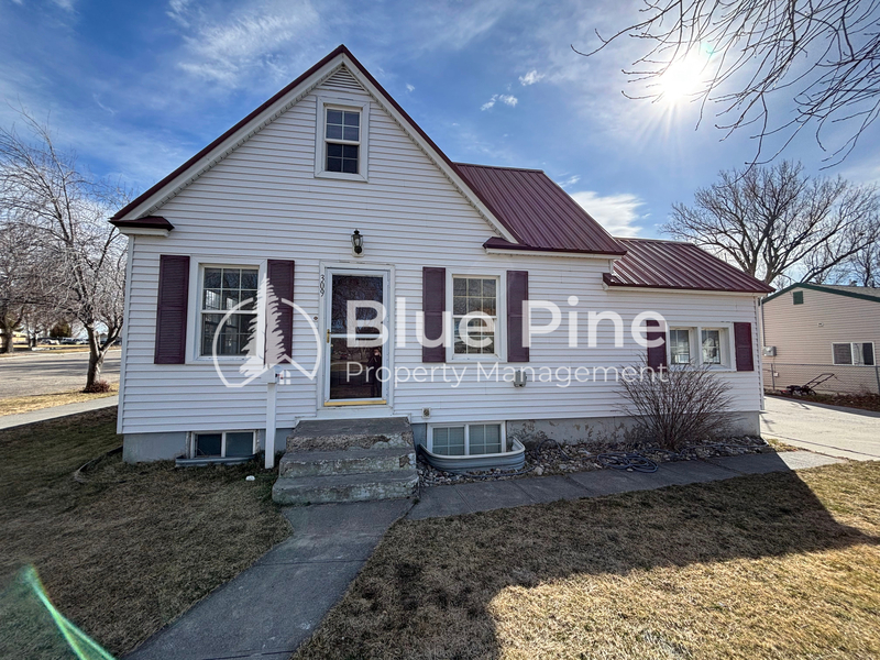 Shelley Condo: 309 South Milton Avenue