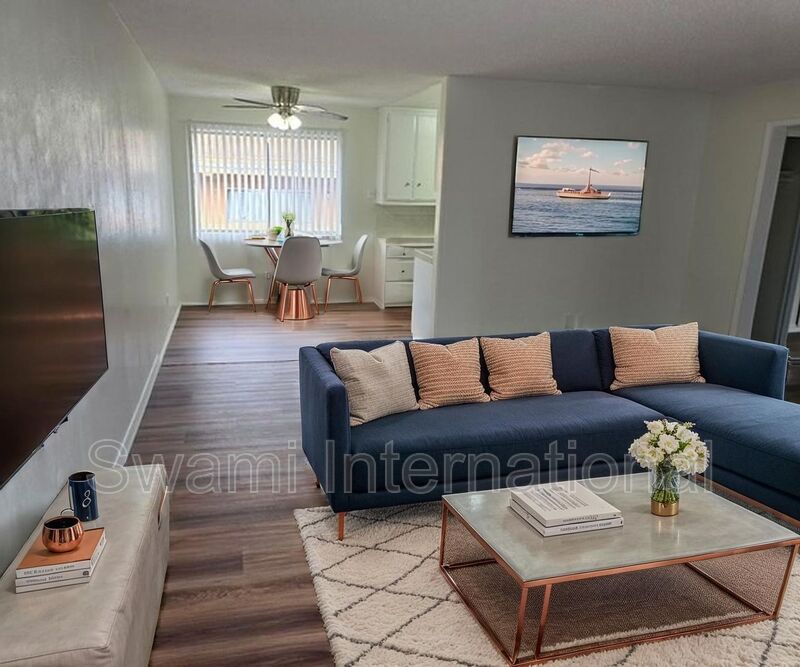 Inglewood Condo: 308 W. Queen St.