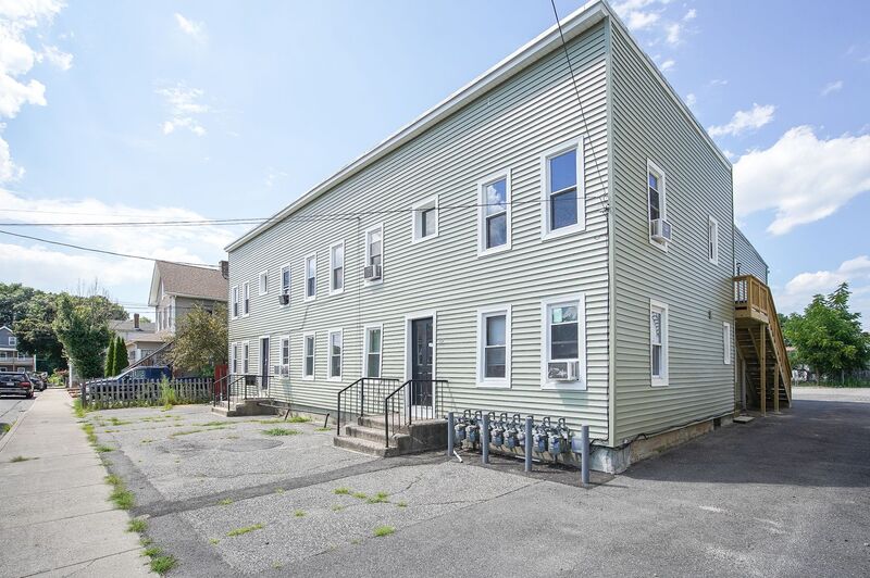 Ludlow Condo: 32 Joy St