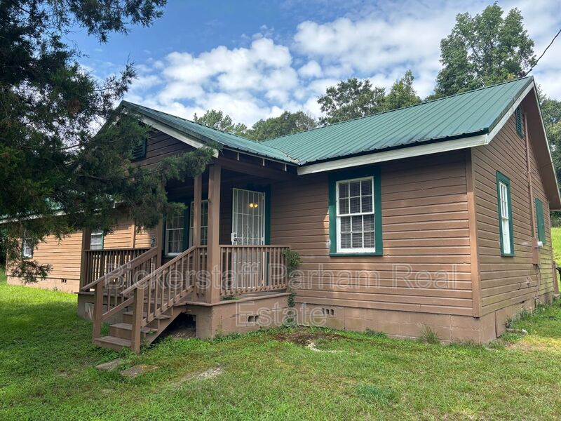 Phenix City House: 7 Newberry Drive