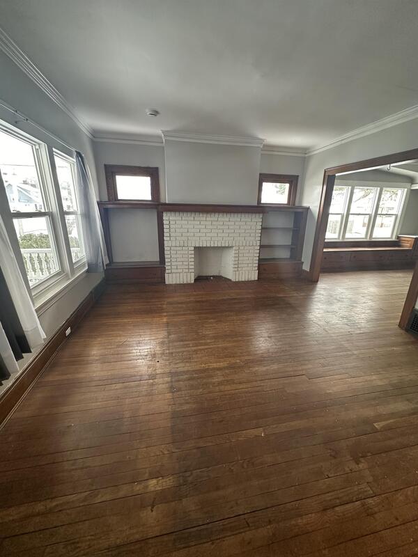 Cleveland Condo: 416 East 146th Street - Downstairs