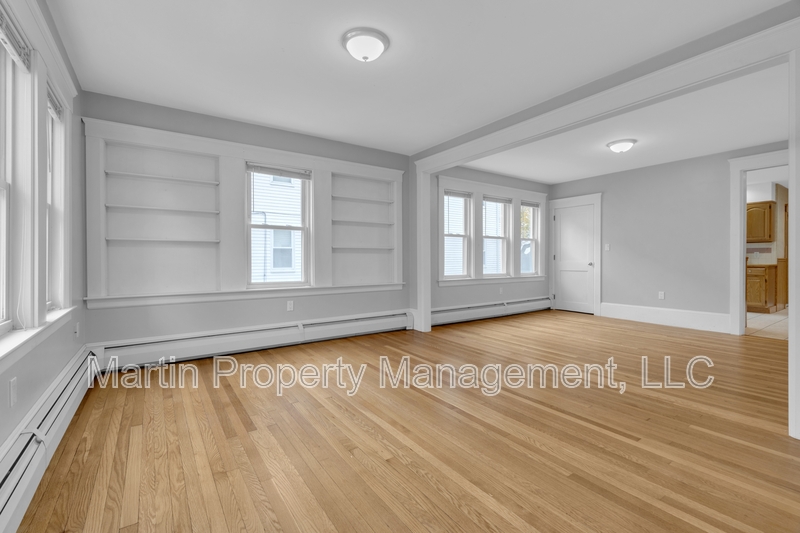 Andover Condo: 6 Stirling Street - 1