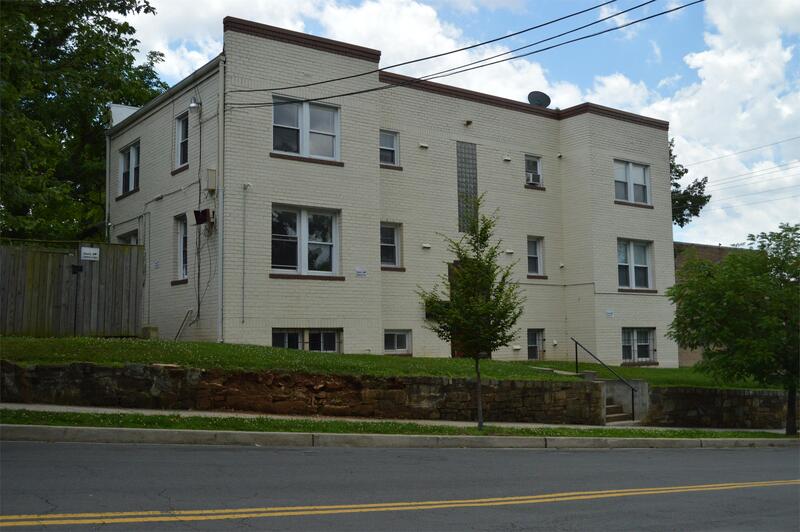 Washington Condo: 2801 R Street Southeast - 4