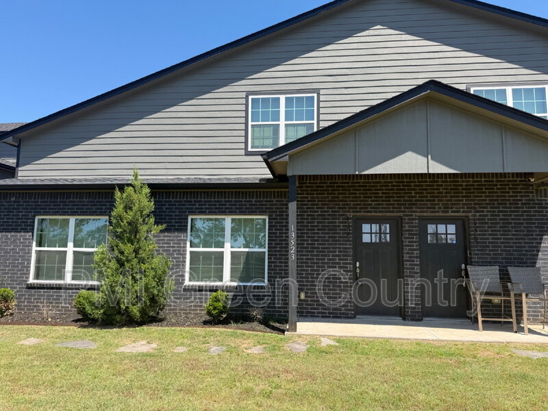 Bixby Townhome: 13523 South Mingo Road