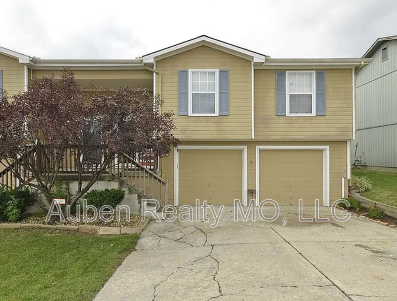 Kansas City House: 7010 N Gower Ave.