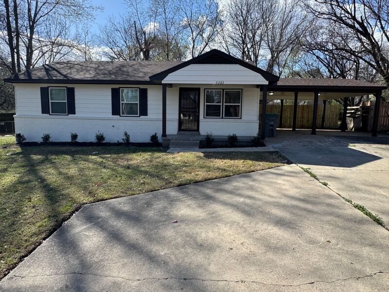 Memphis House: 5283 Millbanch Rd