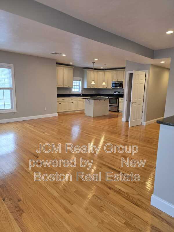 Saugus Condo: 283 Lincoln Avenue