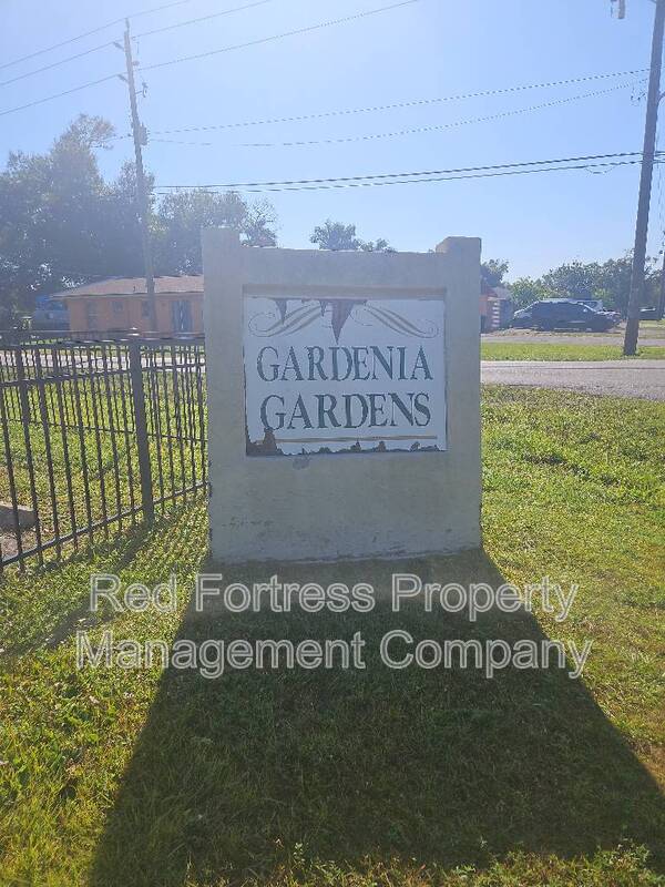 Fort Myers Condo: 4331 Glenwood Ave