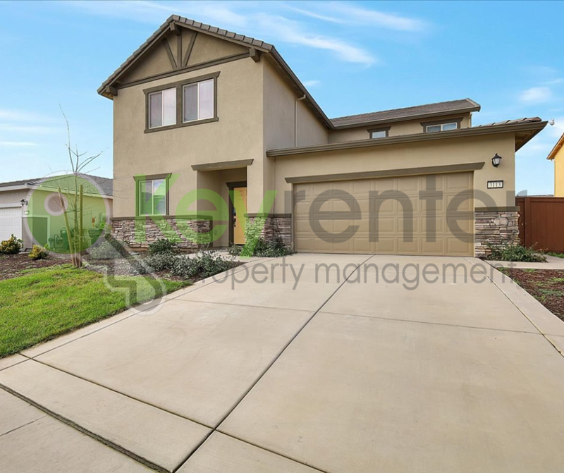 Roseville House: 3113 Newfoundland Dr