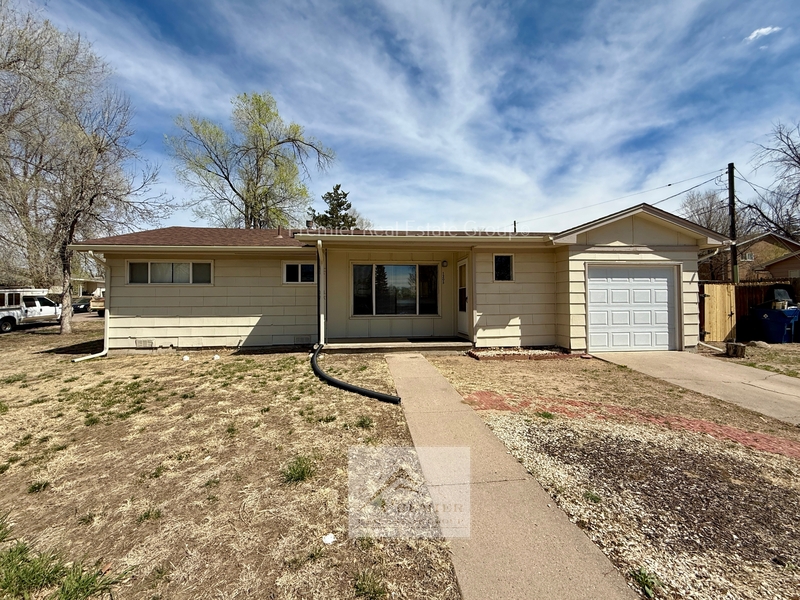 Colorado Springs House: 1205 Hallam Ave