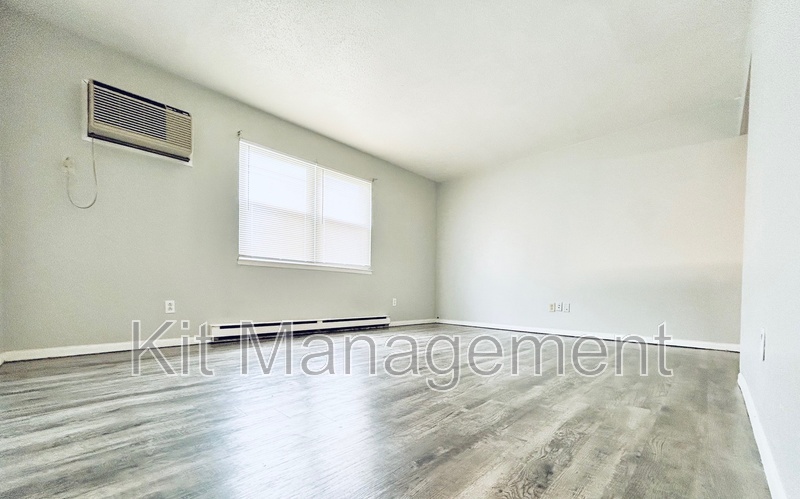 Toledo Condo: 5809 Pickard