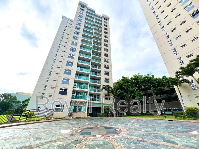 Honolulu Condo: 1448 Young St