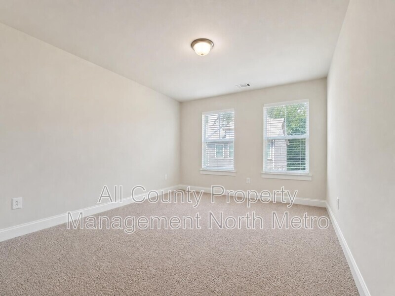 Main Rental Photo 10