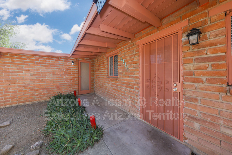 Tucson House: 3550 East Blacklidge Drive