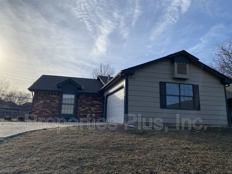 Tulsa Condo: 5914 S 87th E Ave