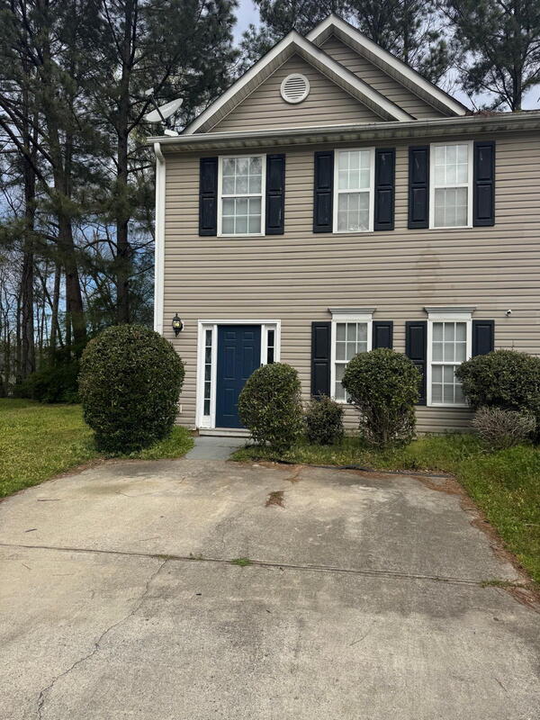 College Park House: 2953 Falling Water Point