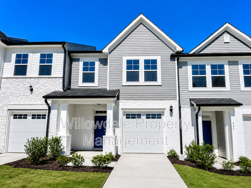 Zebulon Townhome: 521 Barrington Row Ave