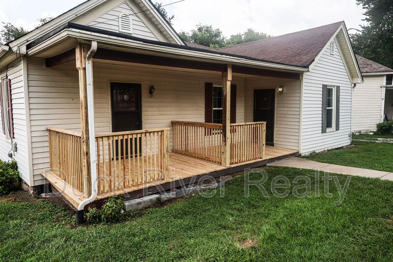 Columbia House: 1409 Highland