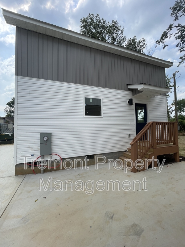 Chattanooga House: 1948 Lynnbrook Avenue ADU