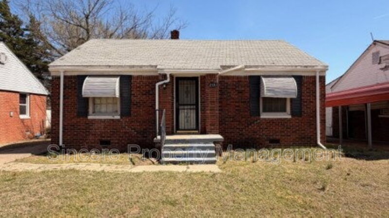 Oklahoma City House: 2132 Miramar Boulevard