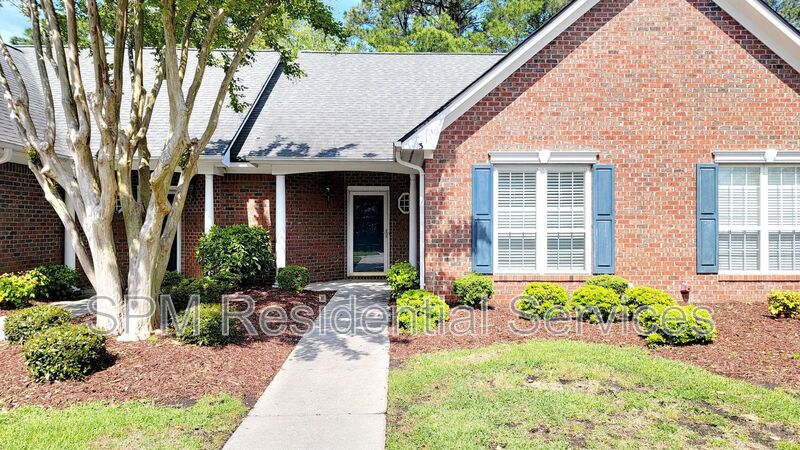 Wilmington House: 1600 Sturdivant Dr