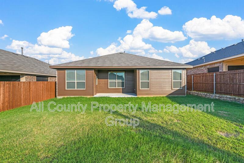 Main Rental Photo 18