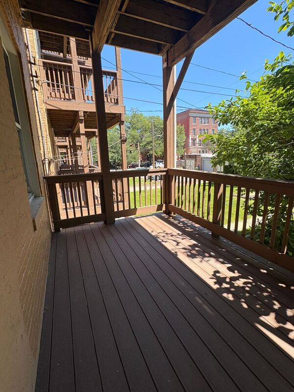 Baltimore Condo: The Gilman - 3031 #D2