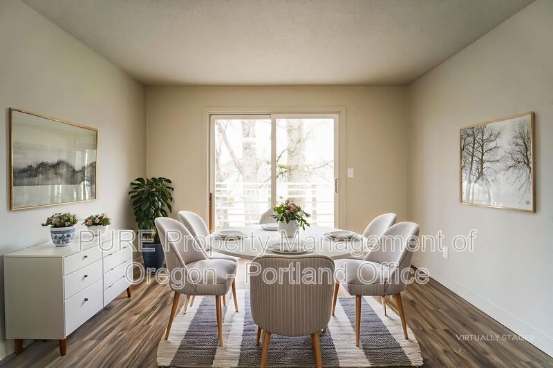 Portland Apartment: 18411 E Burnside St