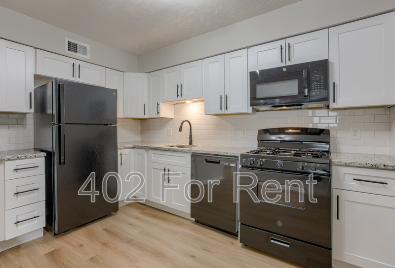 Omaha Condo: 4713 Davenport Street - 10