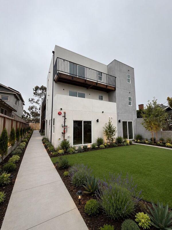 San Diego Apartment: 1259 Lincoln Avenue