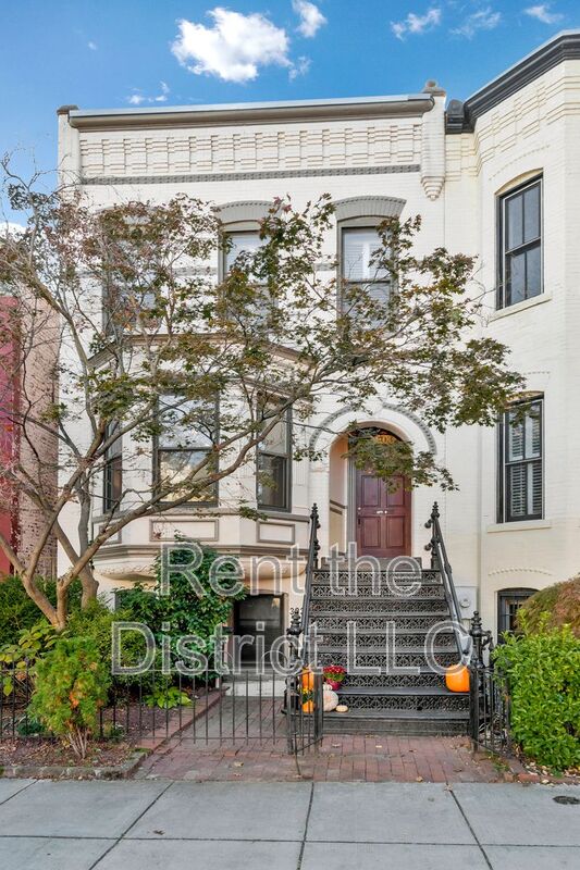 Washington Condo: 303 C Street SE