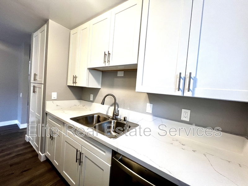 San Diego Condo: 4424 47th St. - 1