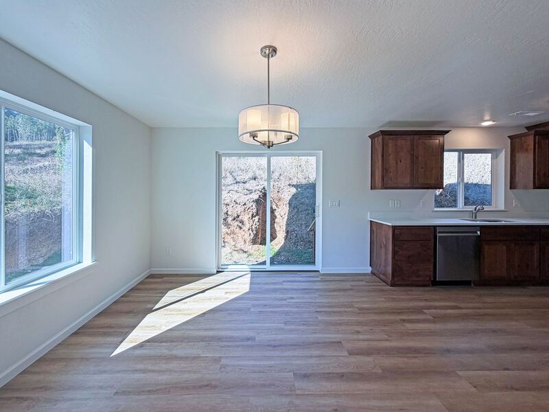 Photo 9 of rental home at 83314 Lorane Hwy