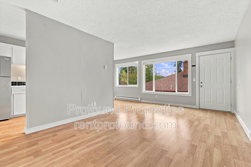 Portland Condo: 3827 SE Francis Street - 5