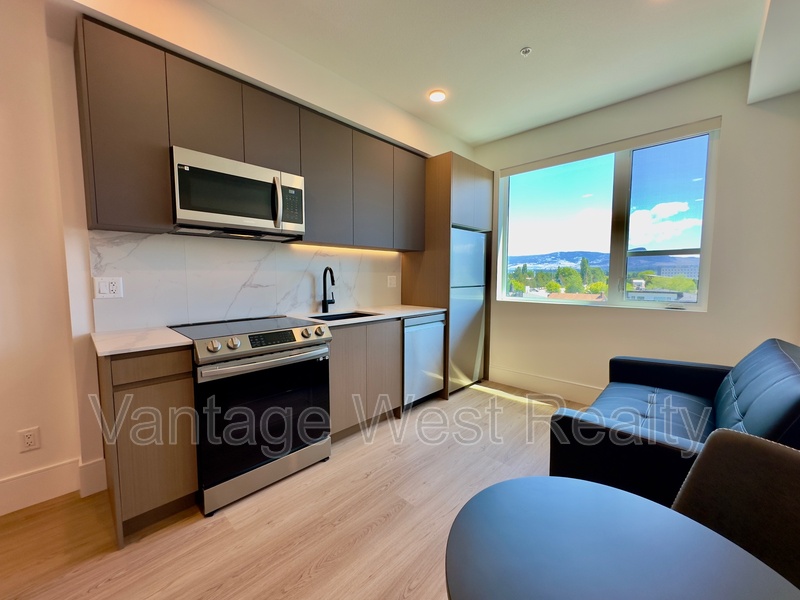 Kelowna Condo: 409-720 K.l.o. Rd