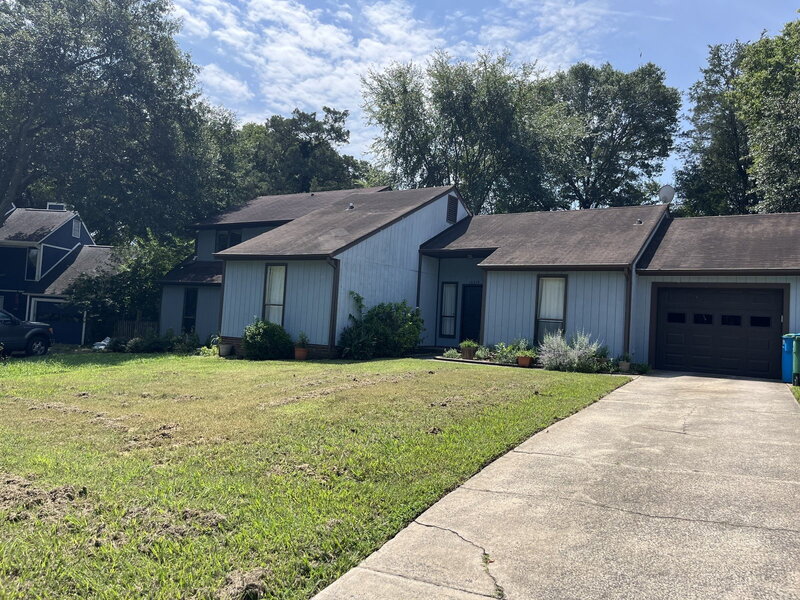 Pineville Townhome: 10319 Osprey Dr