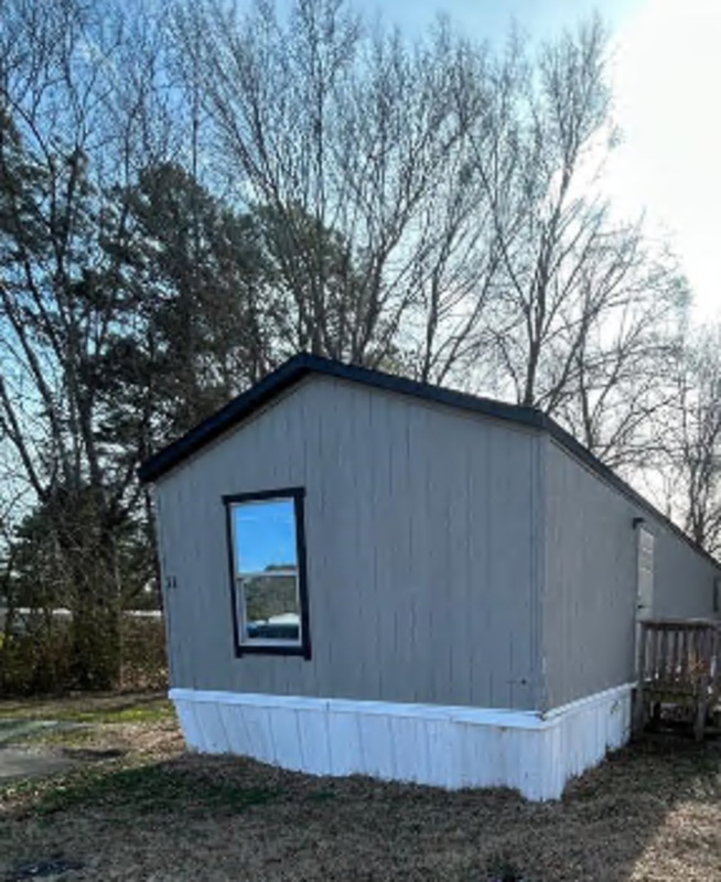 Tarboro House: 71 Ernest Lane