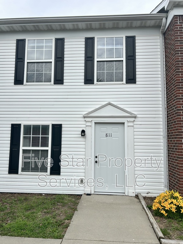 Chatham Condo: 799 Titan Ct